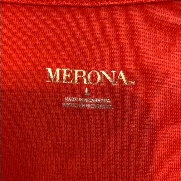 Red tasseled t-shirt - Picture 4 of 4